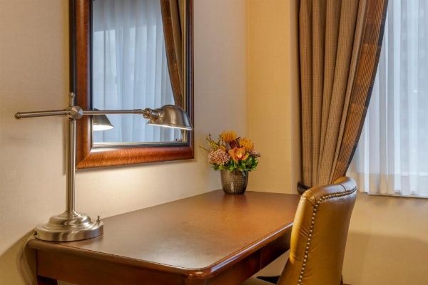 The Blakely by LuxUrban image 19