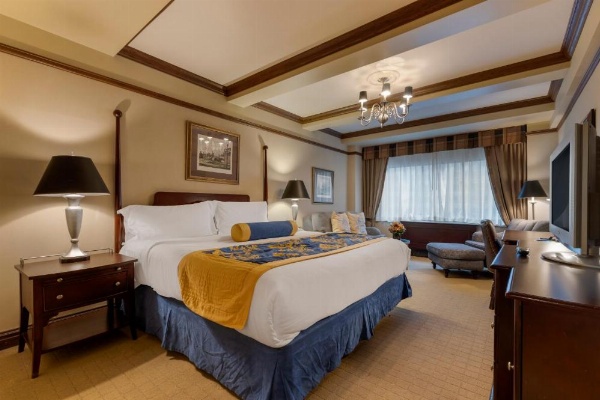 The Blakely by LuxUrban image 28