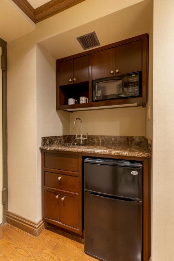 The Blakely by LuxUrban image 40